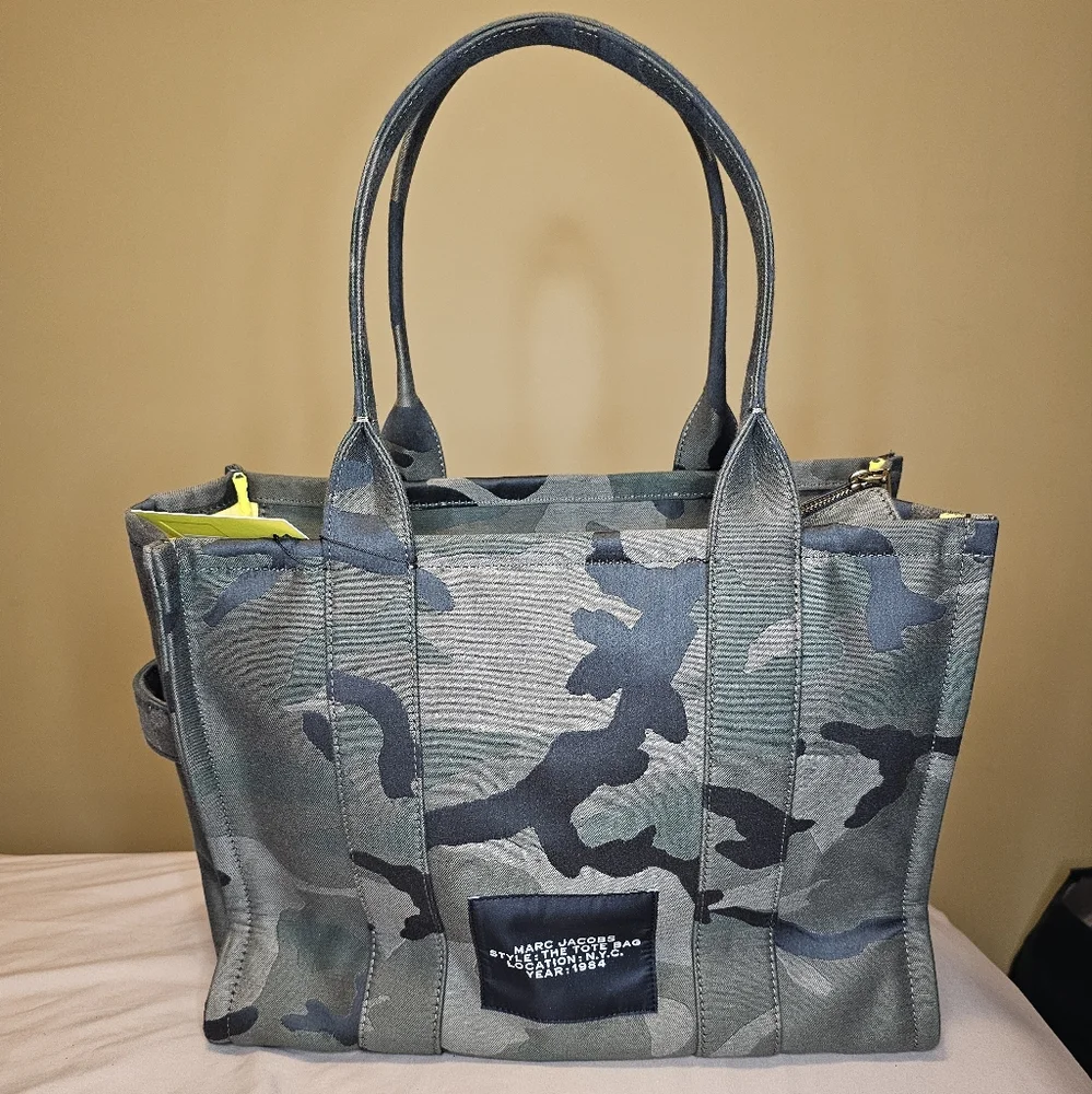 Marc Jacobs Camoflauge Large Tote Bag NWT
